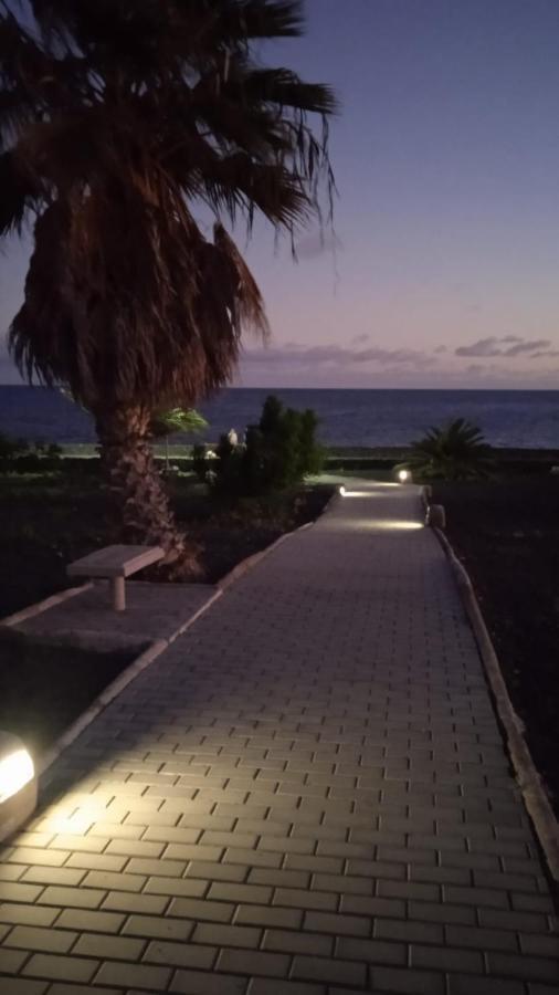 Blue View Hermoso Apartamento Remodelado Ubicacion Ideal Costa Teguise Luaran gambar